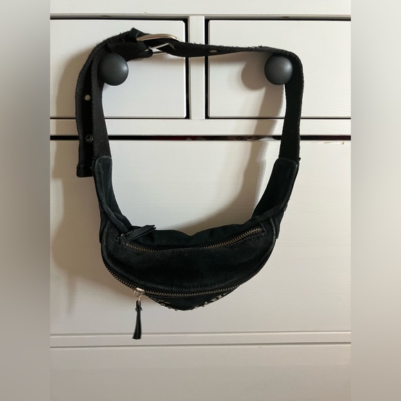 Urban Outfitter Cow Hide Fanny Pack - Picture 2 of 8